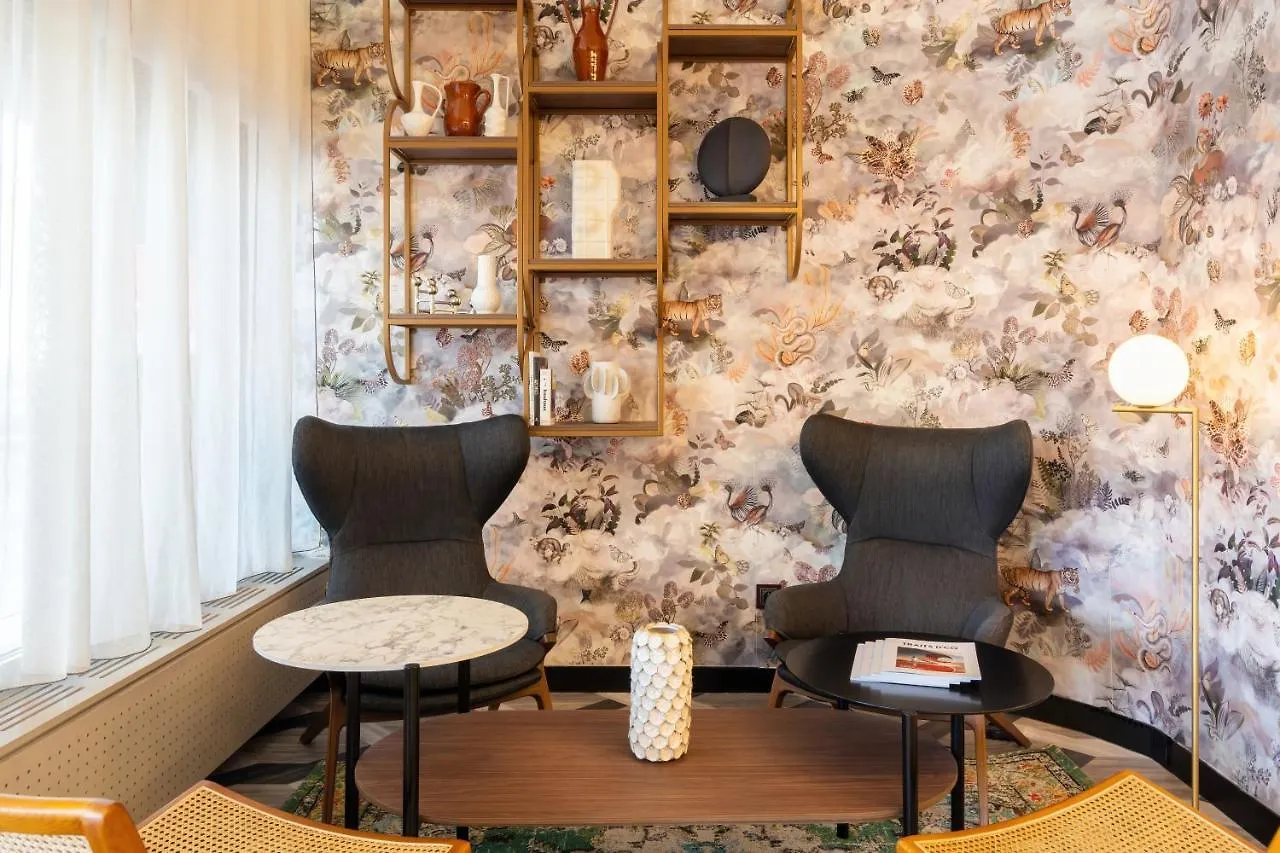 Le Splendid Hotel Lac D'Annecy - Handwritten Collection 4*, Annecy France