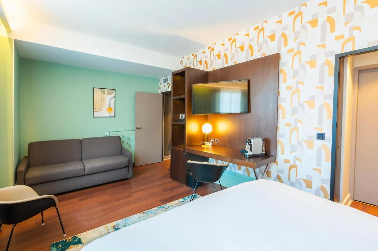 Le Splendid Hotel Lac D'Annecy - Handwritten Collection