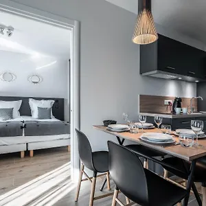 Apartahotel La Grange Des Peres
