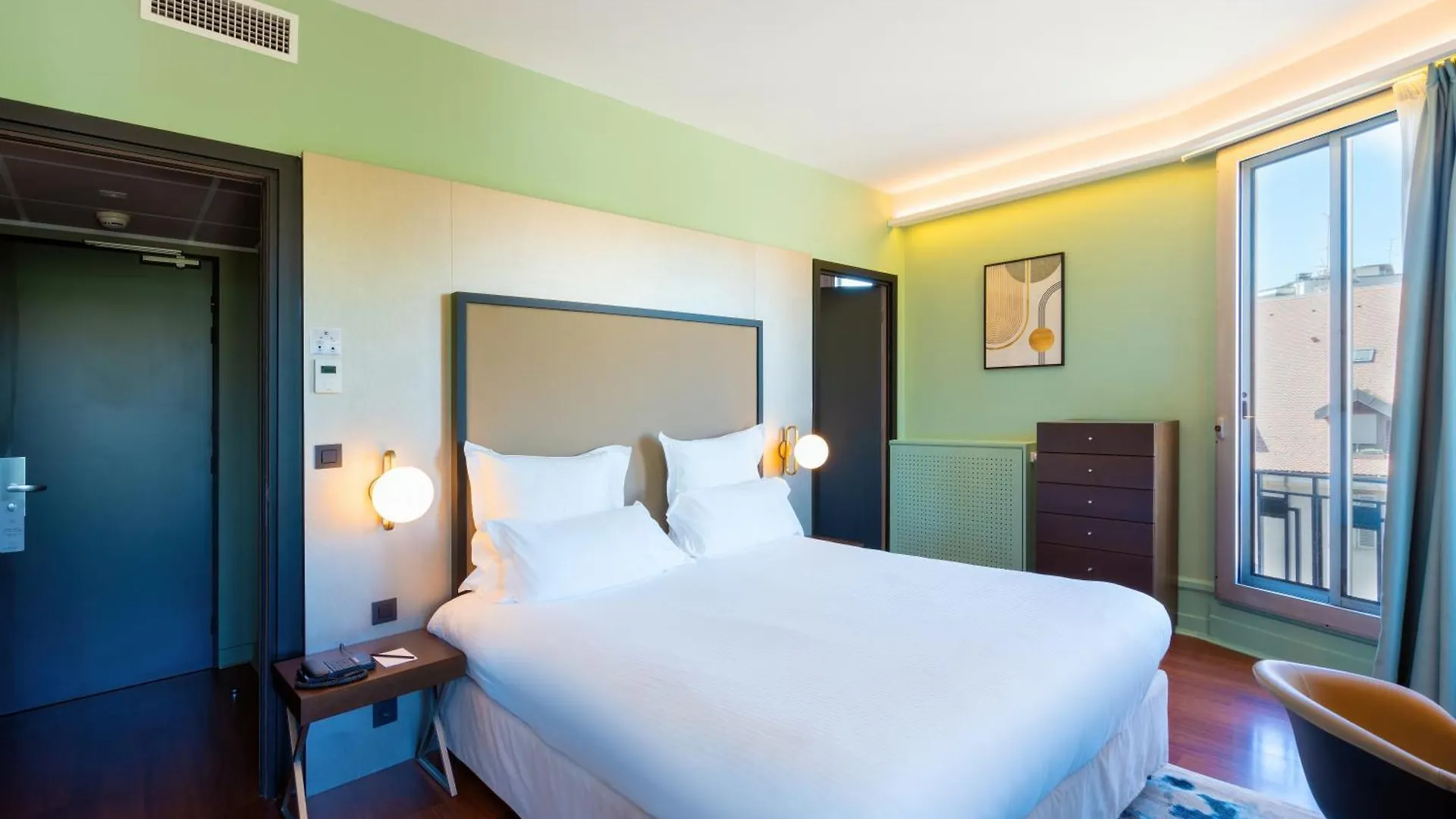 Le Splendid Hotel Lac D'Annecy - Handwritten Collection