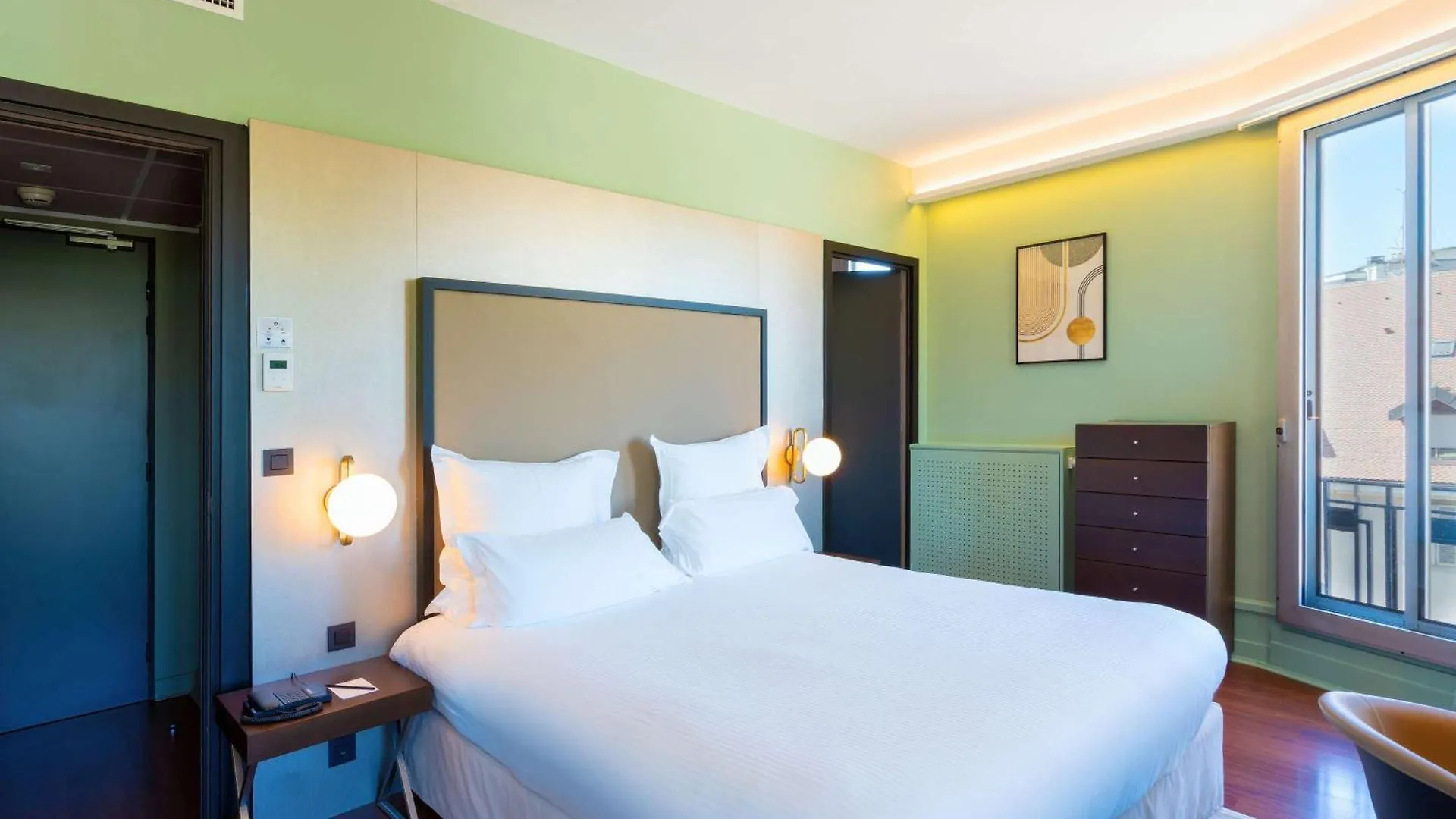 Le Splendid Hotel Lac D'Annecy - Handwritten Collection France