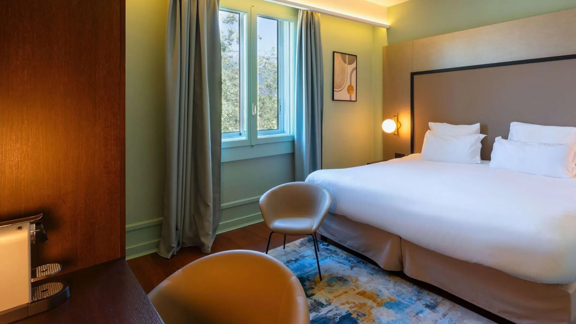 Le Splendid Hotel Lac D'Annecy - Handwritten Collection